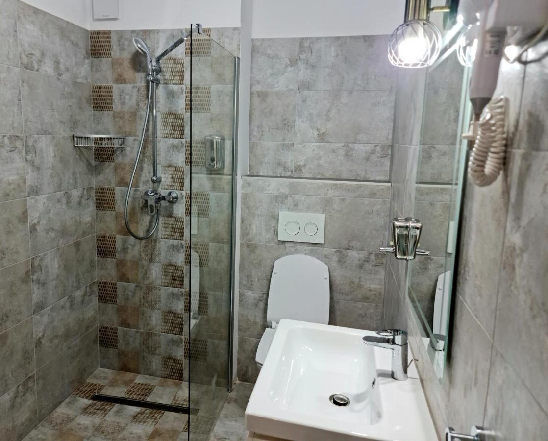 Apartament E'Special No3 Alba Iulia Buitenkant foto